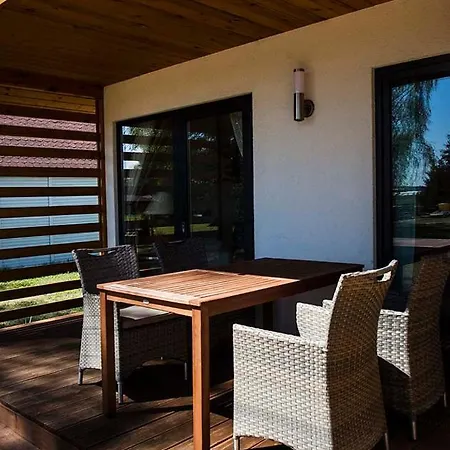 Lodge U Goni Karwienskie Bloto