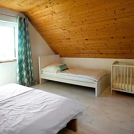 U Goni Lodge *